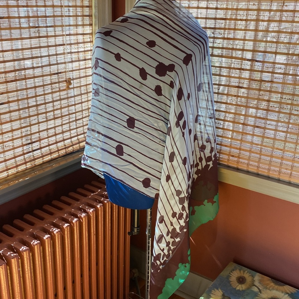 Diane Von Furstenberg scarf/wrap - Picture 5 of 15